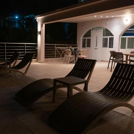 TSABAS BEACH SIDE APARTMENTS ΤΣΑΜΠΑΣ παραλιακά διαμερίσματα 1 * Kastro-Kyllini