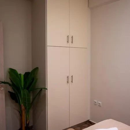 Apartman TSABAS BEACH SIDE APARTMENTS ΤΣΑΜΠΑΣ παραλιακά διαμερίσματα 1 *