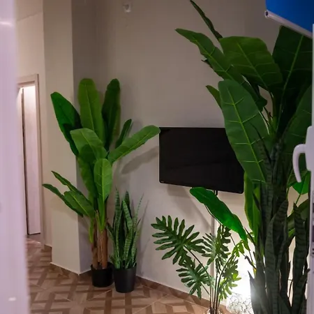 TSABAS BEACH SIDE APARTMENTS ΤΣΑΜΠΑΣ παραλιακά διαμερίσματα 1 *